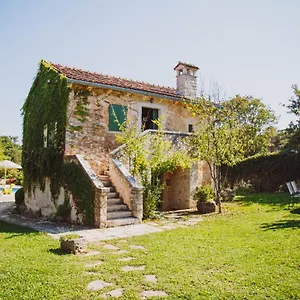 Arbalovija Rustic Villa Sivati