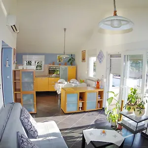 Leni Apartment Fažana